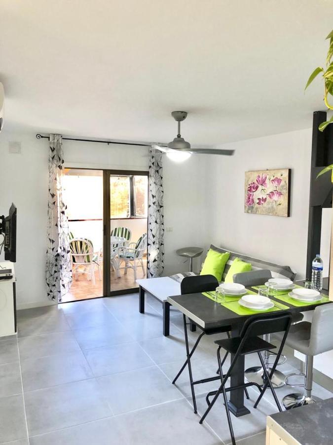 Los Cristianos Center Modern Apartament Exterior photo